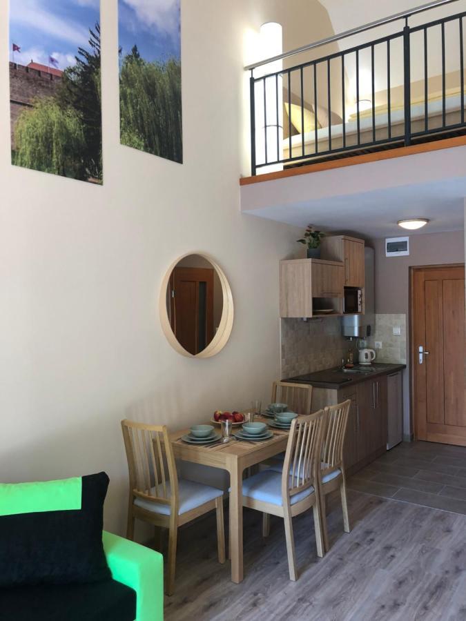 Castellum Apartmanhaz Jula Exterior foto
