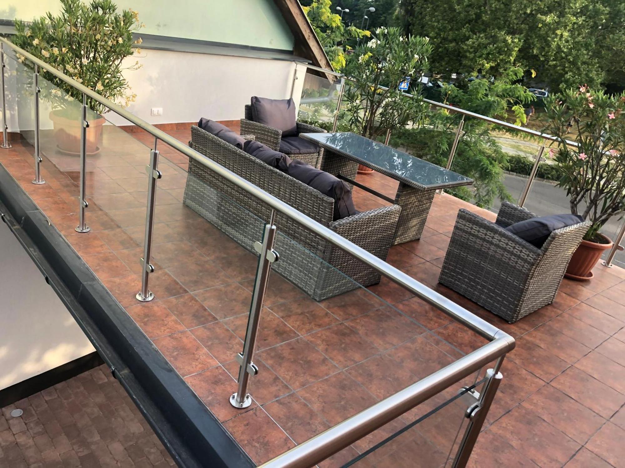 Castellum Apartmanhaz Jula Exterior foto